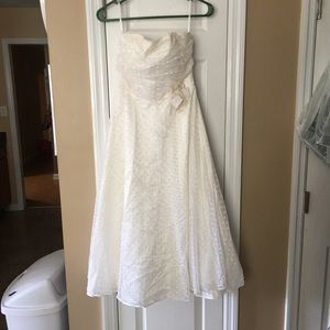Women’s Petite Ivory Strapless Dress